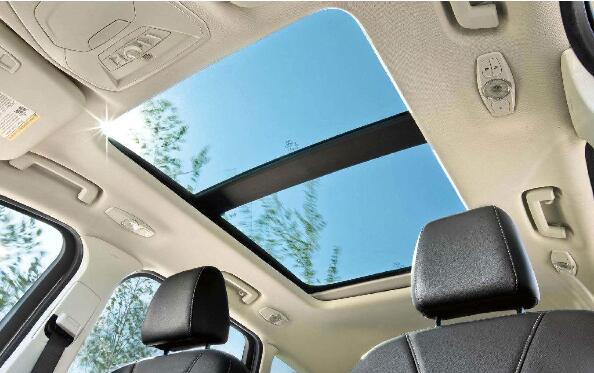 汽车天窗有什么作用，除了增加舒适性关键时刻还能救你命