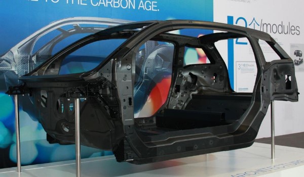 碳纤维车身的优势是什么