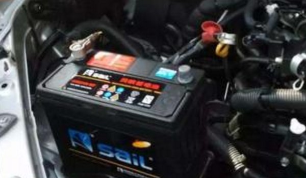 如何正确的保养车辆的蓄电池