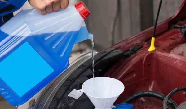 车辆玻璃水可以用什么代替