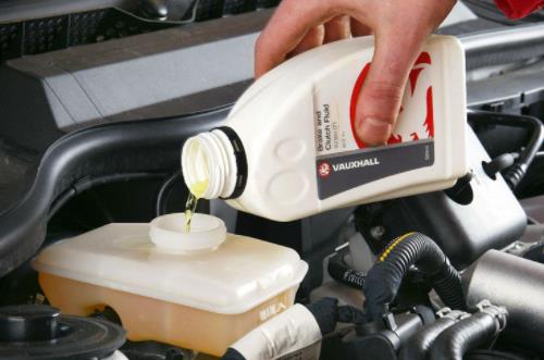 大众朗逸刹车油怎么更换，朗逸刹车油的型号及其更换步骤